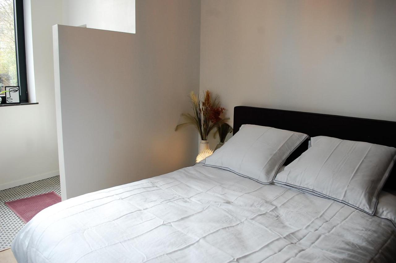 Huis Nest Logies Bed & Breakfast ฮาลเลอ ภายนอก รูปภาพ
